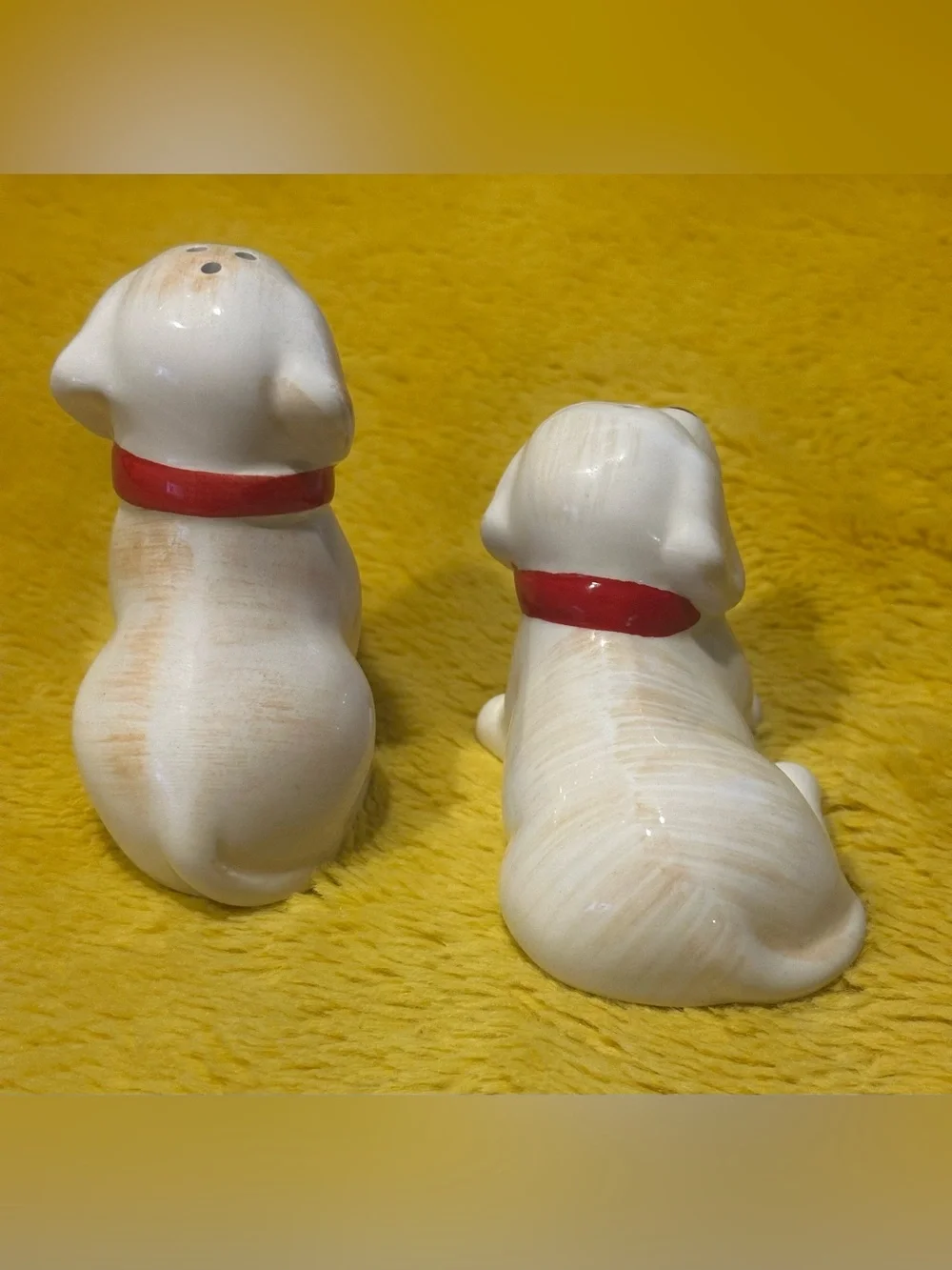 Dog Salt and Pepper Shakers Ceramic White Labrador Retriever Red Collar Vintage